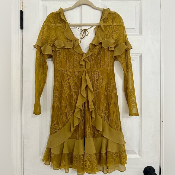 NWOT For Love Lemons Daphne Chartreuse Dress M - Picture 4 of 9
